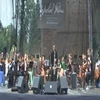 World Orchestra zagrała w Amfiteatrze im. Czesława Niemena w Olsztynie. Stolicę Warmii i Mazur z najnowszym projektem „Wschód Piękna” i symfonią „Lech, Czech i Rus” odwiedził Grzech Piotrowski z zespołem