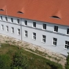 Powiat działdowski inwestuje w termomodernizację kolejnych budynków i remont dróg. Prace prowadzone są m.in. w Malinowie.