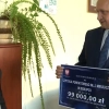 Ten prezent pozwoli pomóc tysiącom mieszkańców regionu. Anonimowy darczyńca przekazał 200 tysięcy złotych Szpitalowi Powiatowemu w Biskupcu.